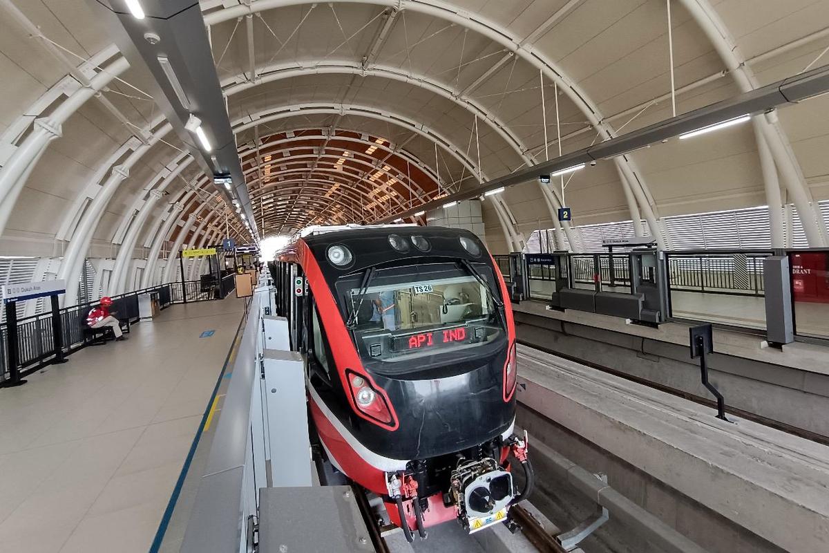 Penampakan LRT Jabodebek yang Siap Beroperasi 1 Juli
